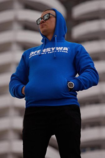 Bluza Ofensywa Sportowy Tryb Życia niebieska z kapturem