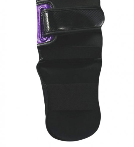 Ochraniacze piszczel/stopa Octagon Carbon black/purple